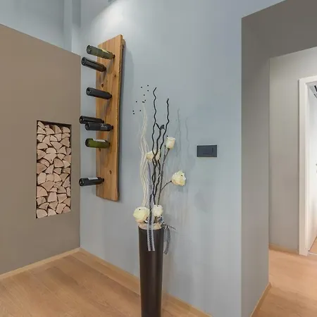 With Sea View Near Apartment