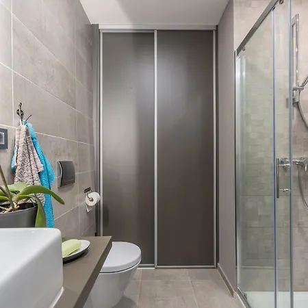 With Sea View Near Appartement Poreč