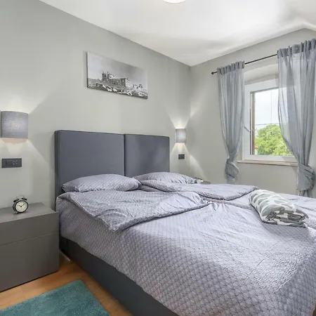 Appartamento With Sea View Near *