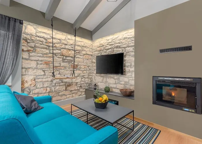 Appartamento With Sea View Near Porec