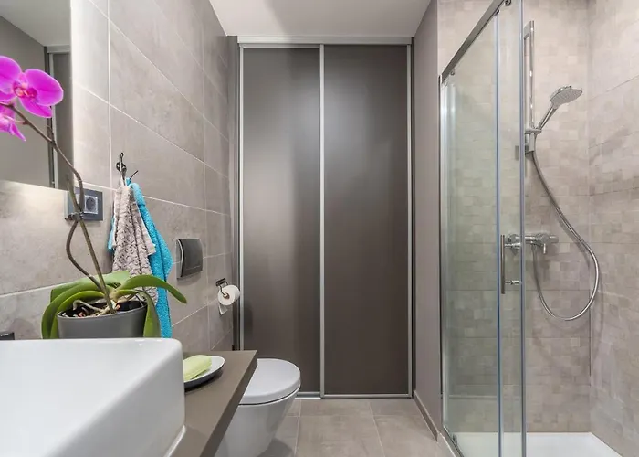 With Sea View Near Appartamento Porec