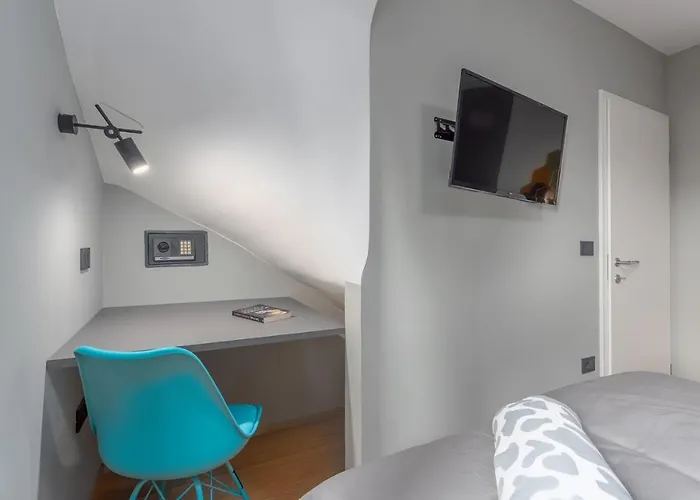 Appartamento With Sea View Near Porec