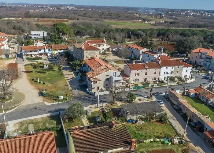 Appartamento With Sea View Near *